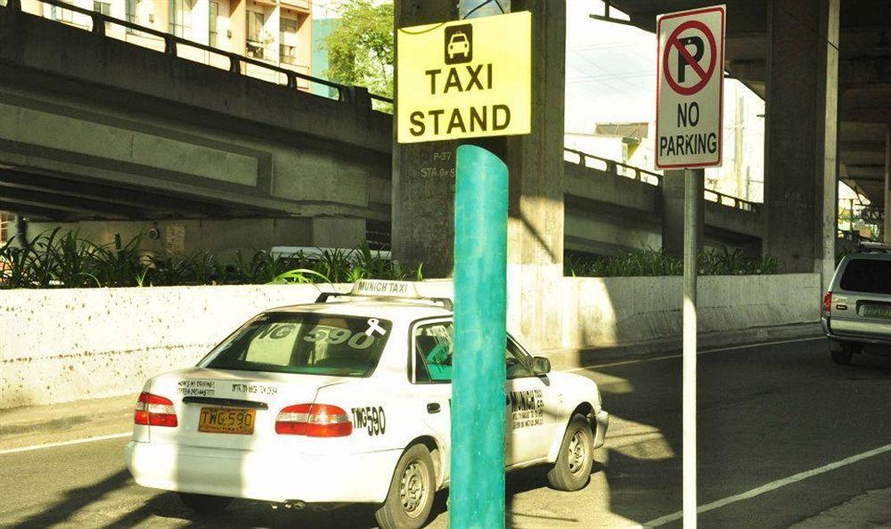 The Fort Budget Hotel- Bonifacio Global City Makati City Eksteriør bilde
