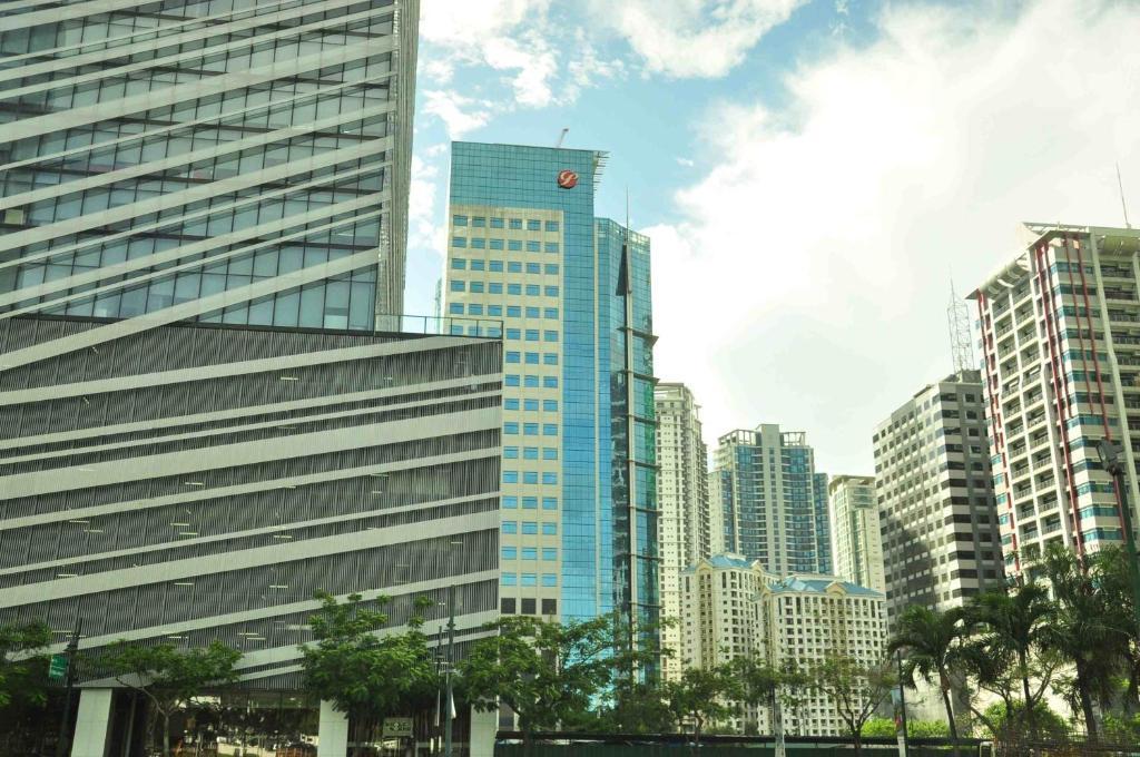 The Fort Budget Hotel- Bonifacio Global City Makati City Eksteriør bilde
