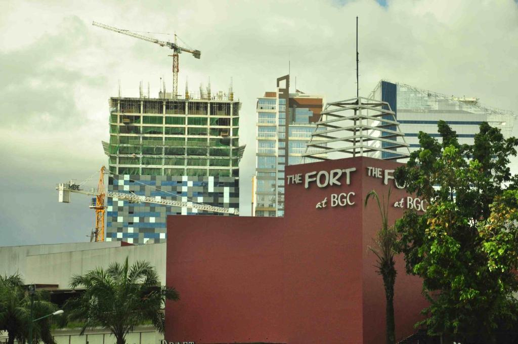 The Fort Budget Hotel- Bonifacio Global City Makati City Eksteriør bilde