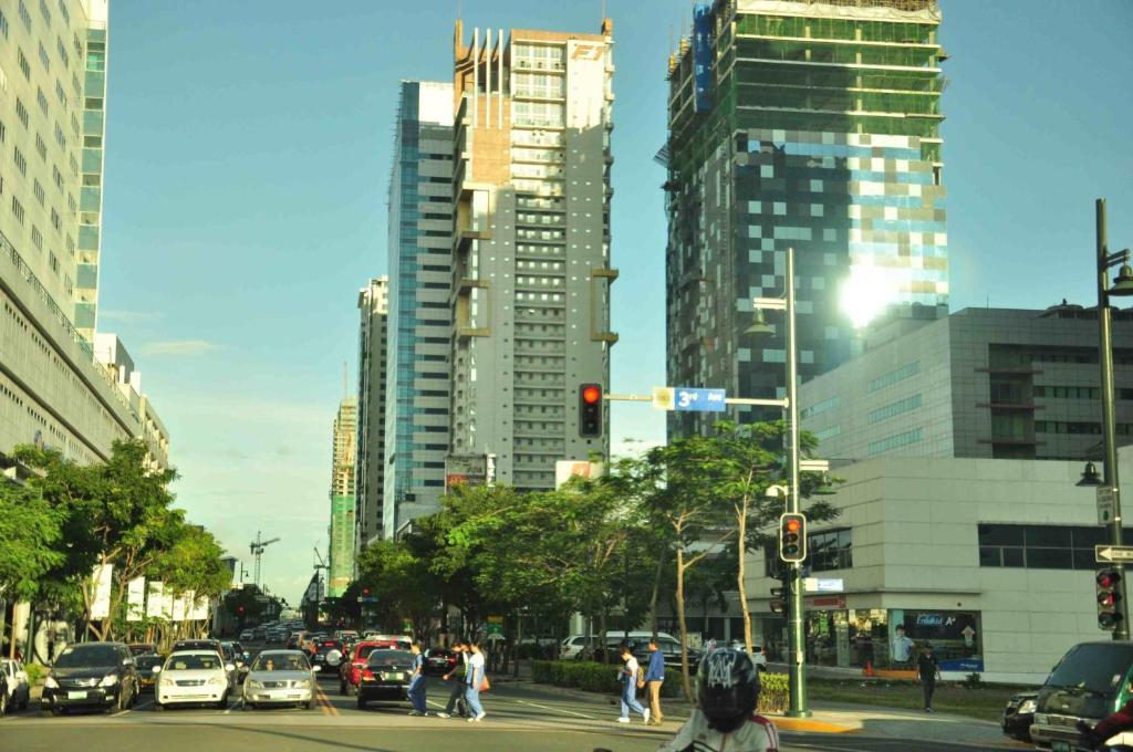 The Fort Budget Hotel- Bonifacio Global City Makati City Eksteriør bilde
