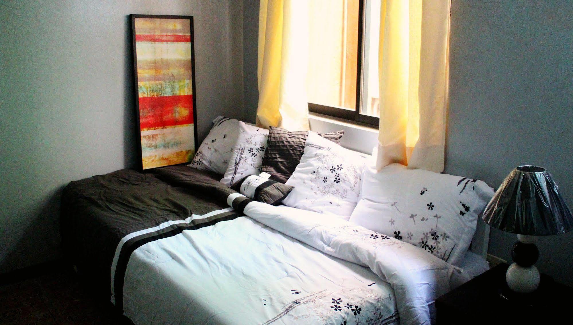 The Fort Budget Hotel- Bonifacio Global City Makati City Eksteriør bilde