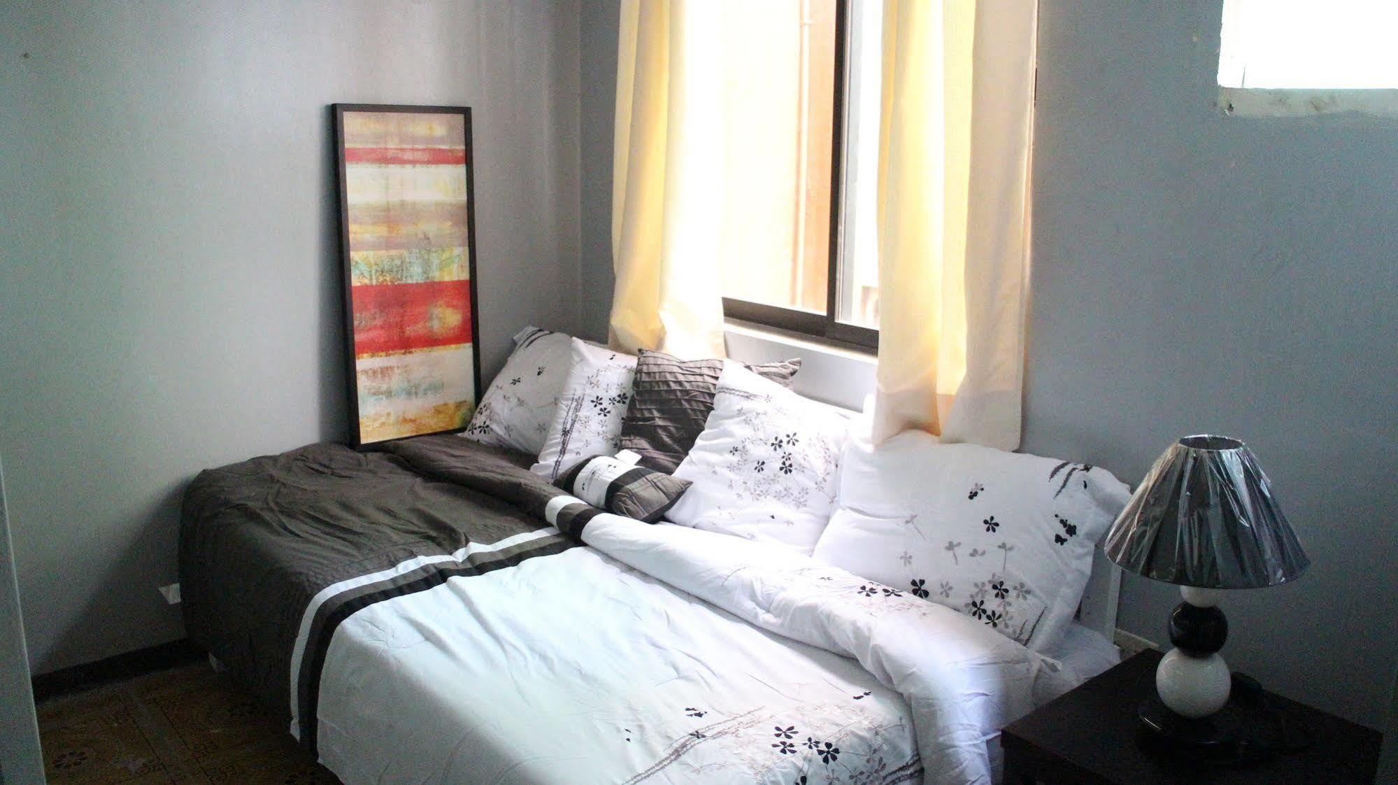 The Fort Budget Hotel- Bonifacio Global City Makati City Eksteriør bilde